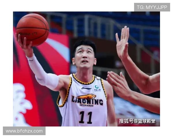 胜同曦发布会格兰谈防守小将成长 胜同曦发布会格兰谈防守小将成长